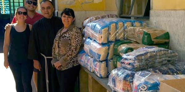 Caminhada solidária de arrecadação de alimentos